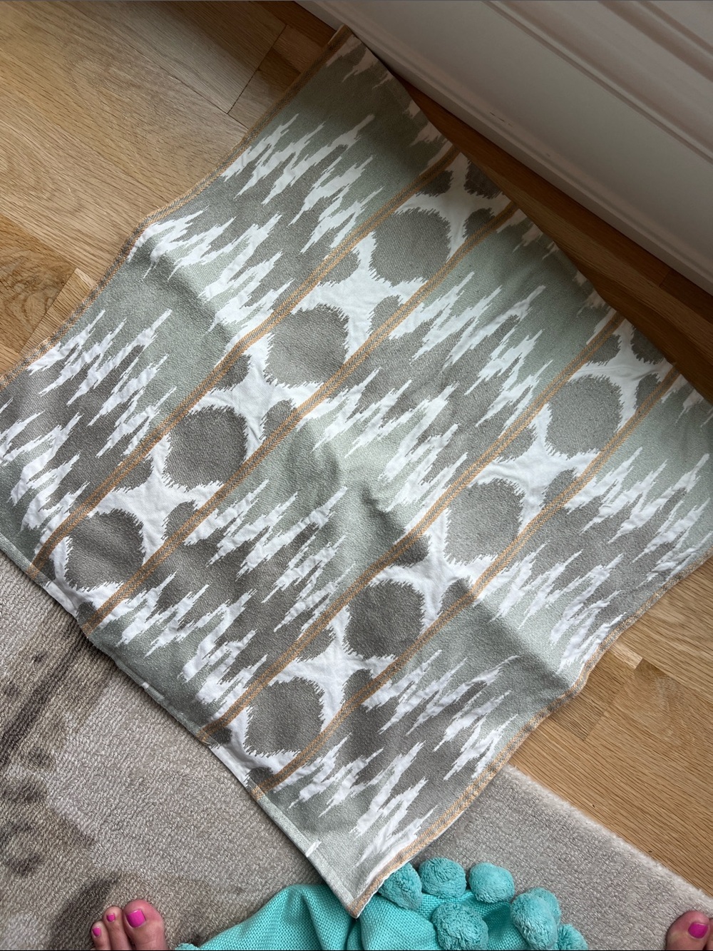 Set of matching shams - Picture 2 of 4